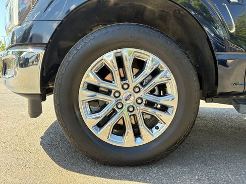 Used 2024 Ford F150 Lariat w/ FX4 Off-Road Package AWD/4WD image 26