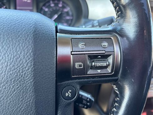 Used 2017 Lexus GX 460 Premium w/ Premium Package AWD/4WD image 30