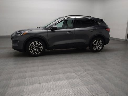 Used 2020 Ford Escape SEL FWD image 2