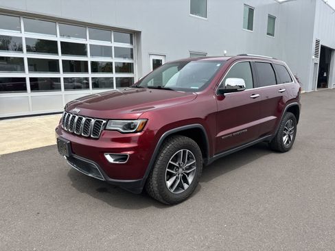 Used 2017 Jeep Grand Cherokee Limited w/ Luxury Group II AWD/4WD image 1