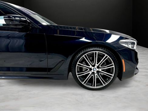 Used 2019 BMW 540i w/ M Sport Package RWD image 46
