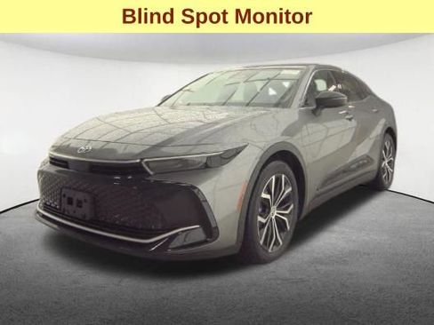 Used 2026 Toyota Crown AWD/4WD image 4