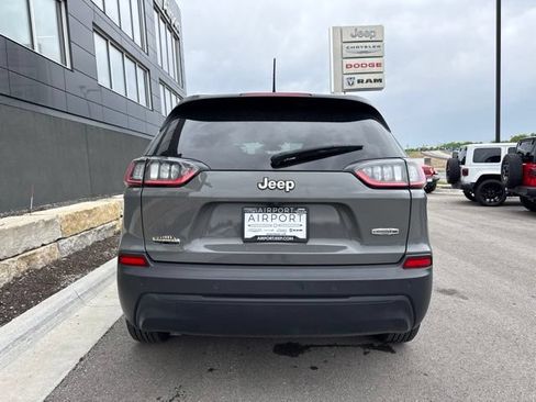 Used 2020 Jeep Cherokee Latitude Plus FWD image 4