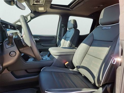 New 2026 GMC Sierra 1500 AT4X image 17