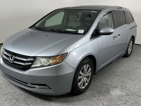 Used 2016 Honda Odyssey SE image 11
