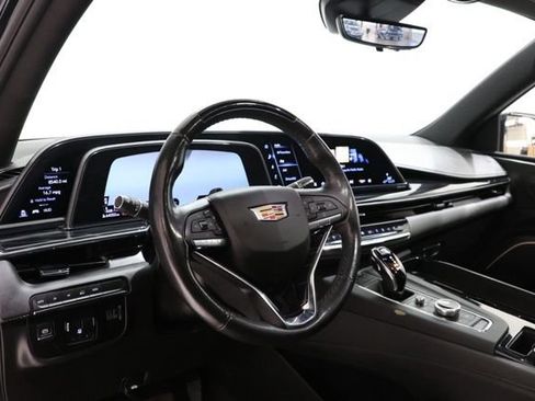 Used 2024 Cadillac Escalade ESV Sport AWD/4WD image 13