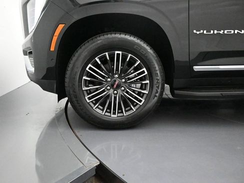 New 2026 GMC Yukon XL Elevation w/ Elevation Premium Package AWD/4WD image 8