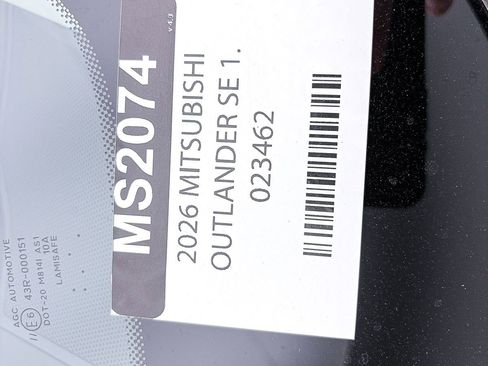 New 2026 Mitsubishi Outlander SE image 25