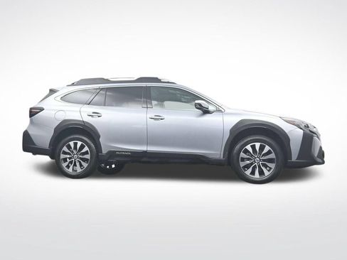 Used 2024 Subaru Outback Touring XT AWD/4WD image 32