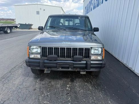 Used 1989 Jeep Comanche Eliminator image 3