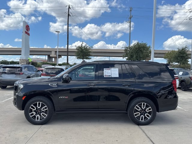 Used 2023 GMC Yukon AT4 w/ AT4 Premium Plus Package AWD/4WD image 10