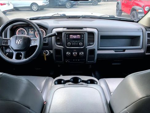 Used 2018 RAM 2500 Tradesman image 15