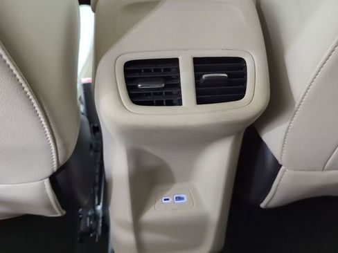 Used 2022 Buick Envision Essence w/ Safety Package image 20