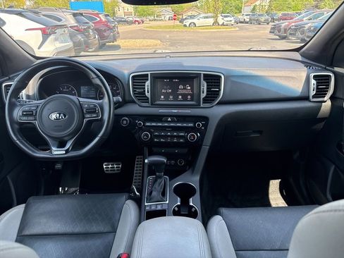Used 2018 Kia Sportage EX w/ EX Sport Appearance Package AWD/4WD image 13
