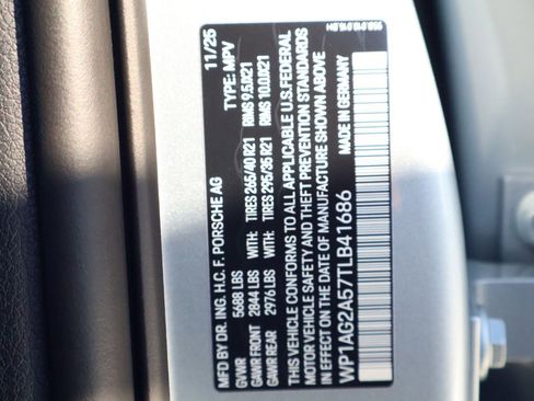 New 2026 Porsche Macan S image 29