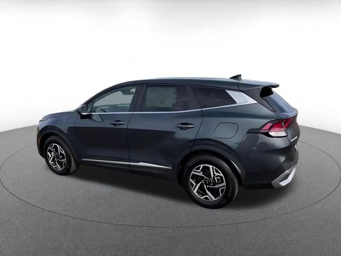 Used 2025 Kia Sportage LX FWD image 10
