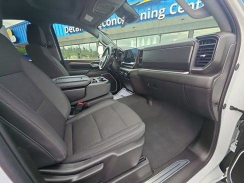 Used 2025 Chevrolet Silverado 2500 LT w/ Convenience Package AWD/4WD image 20