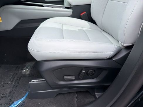 New 2026 Ford Explorer Platinum w/ LUX Leather Package AWD/4WD image 17