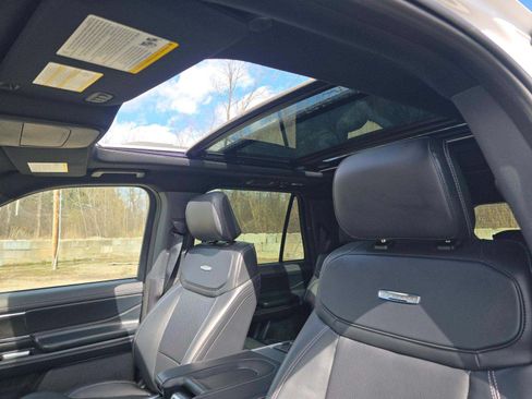 Used 2025 Ford Expedition Max Platinum w/ Stealth Appearance Package AWD/4WD image 16
