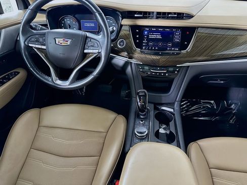 Used 2021 Cadillac XT6 Premium Luxury w/ Platinum Package AWD/4WD image 18