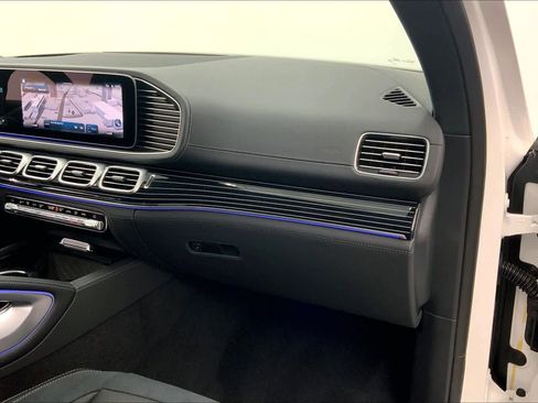 New 2026 Mercedes-Benz GLE 63 AMG S image 27