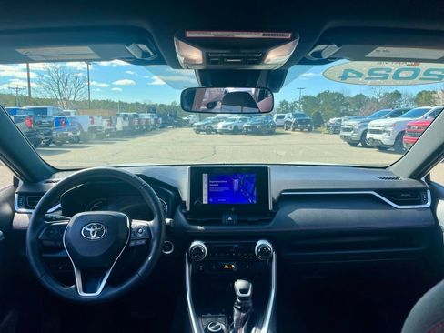 Used 2024 Toyota RAV4 SE w/ Weather & Moonroof Package AWD/4WD image 24