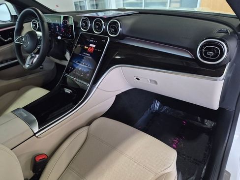 Used 2026 Mercedes-Benz C 300 4MATIC Sedan image 22