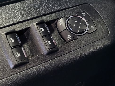 Used 2020 Ford F150 Lariat image 27