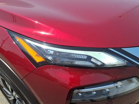 Used 2021 Nissan Rogue SV w/ Premium Package AWD/4WD image 10