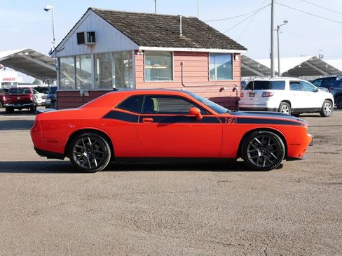 Used 2018 Dodge Challenger T/A image 2