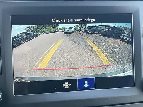 Used 2023 Mercedes-Benz Metris Passenger image 29