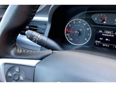 Used 2019 GMC Acadia SLE w/ Driver Alert Package I FWD image 20