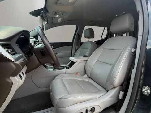 Used 2019 GMC Acadia SLT w/ LPO, Floor Liner Package FWD image 15