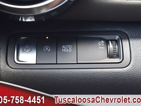 New 2026 Chevrolet Equinox LT w/ Convenience Package II FWD image 34