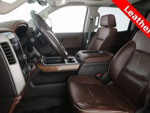 Used 2015 Chevrolet Silverado 2500 High Country w/ Duramax Plus Package image 16