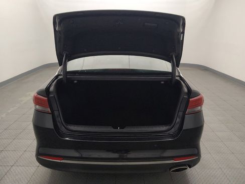 Used 2018 Kia Optima S w/ Panoramic Sunroof Package FWD image 29
