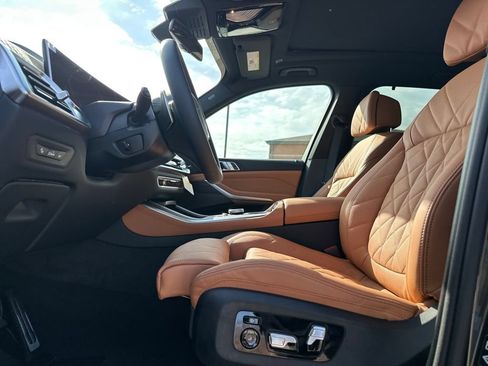 New 2026 BMW X5 xDrive40i w/ M Sport Package AWD/4WD image 13