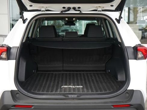 Used 2023 Toyota RAV4 LE image 8