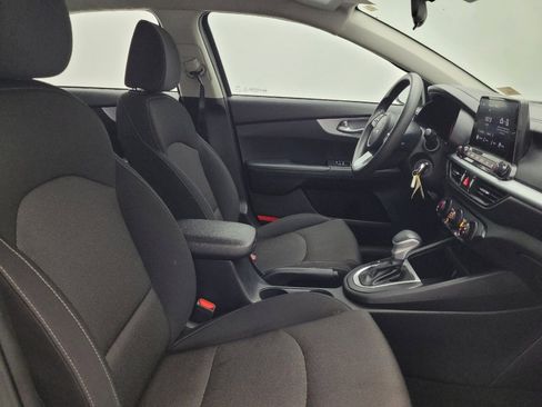 Used 2023 Kia Forte LXS FWD image 21