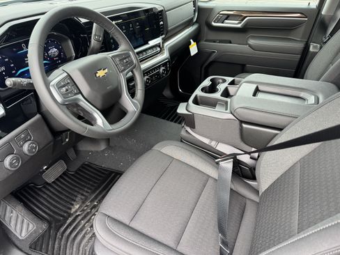 New 2026 Chevrolet Silverado 1500 LT RWD image 9