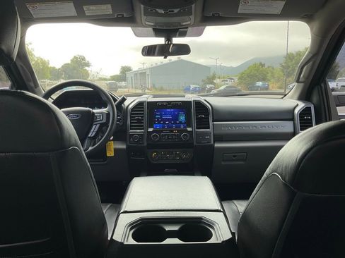 Certified 2022 Ford F250 XLT w/ XLT Premium Package image 64