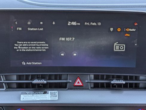 Used 2023 Kia Sportage SX image 18