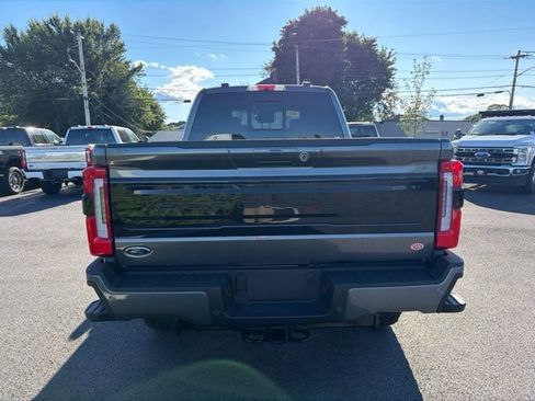 New 2026 Ford F350 Platinum w/ Tremor Off-Road Package AWD/4WD image 5