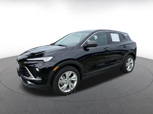 Used 2025 Buick Encore GX Preferred FWD image 4