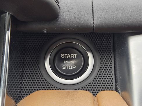 Used 2019 Land Rover Range Rover Sport HSE Dynamic image 23