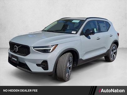 New 2026 Volvo XC40 B5 Plus w/ Protection Package Premier