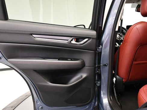 Used 2023 MAZDA CX-5 Carbon Edition image 38