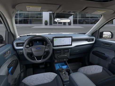 New 2026 Ford Maverick XLT w/ XLT Luxury Package FWD image 9