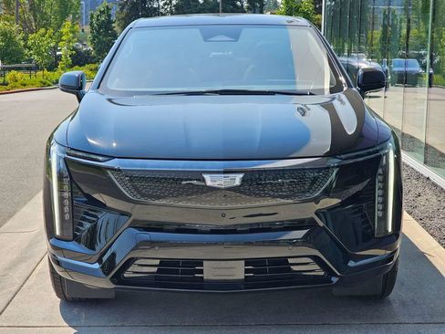 New 2026 Cadillac Optiq Sport 1 AWD/4WD image 8