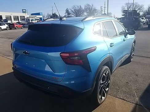 Certified 2025 Chevrolet Trax RS w/ Driver Confidence Package image 23